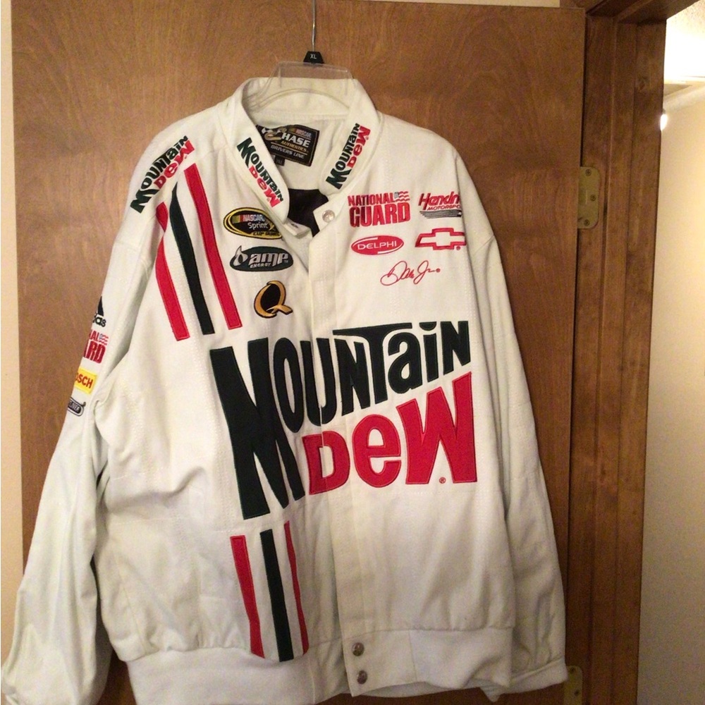 NASCAR Mountain Dew Dale Earnhardt Jr. jacket EUC smoke free